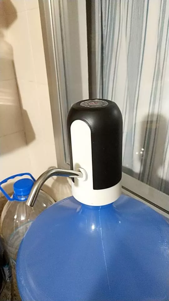 Bomba Elétrica Universal para Galão Recarregável Bateria Forte Inox IZEWATER FLOW photo review