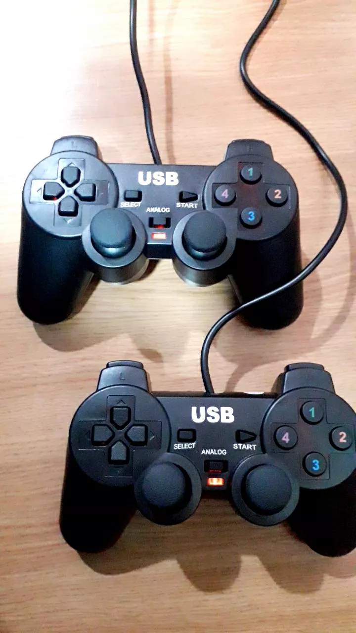 Controle Gamer USB PC Jogos Vibração Compatível Windows IZEPLAY PRO photo review