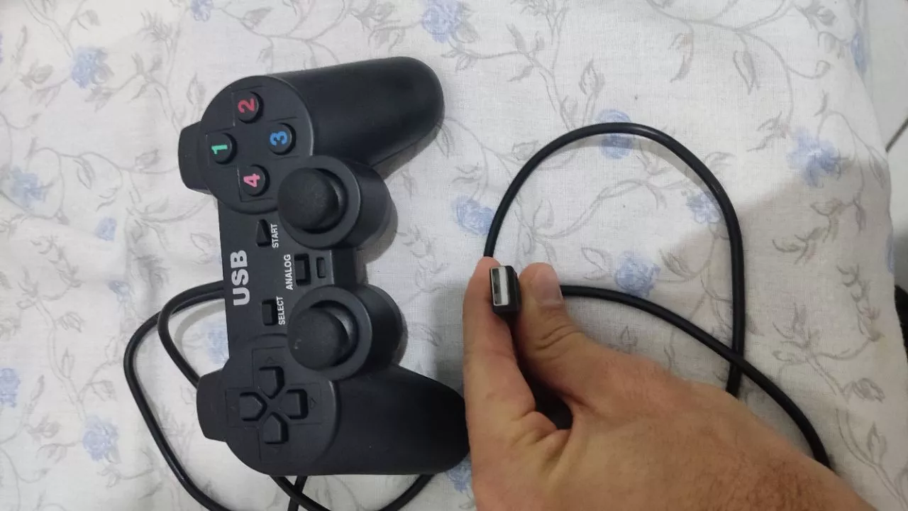 Controle Gamer USB PC Jogos Vibração Compatível Windows IZEPLAY PRO photo review