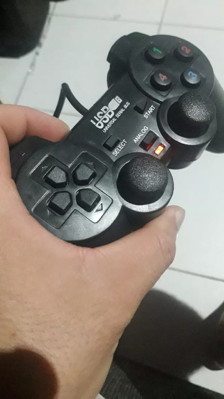Controle Gamer USB PC Jogos Vibração Compatível Windows IZEPLAY PRO photo review