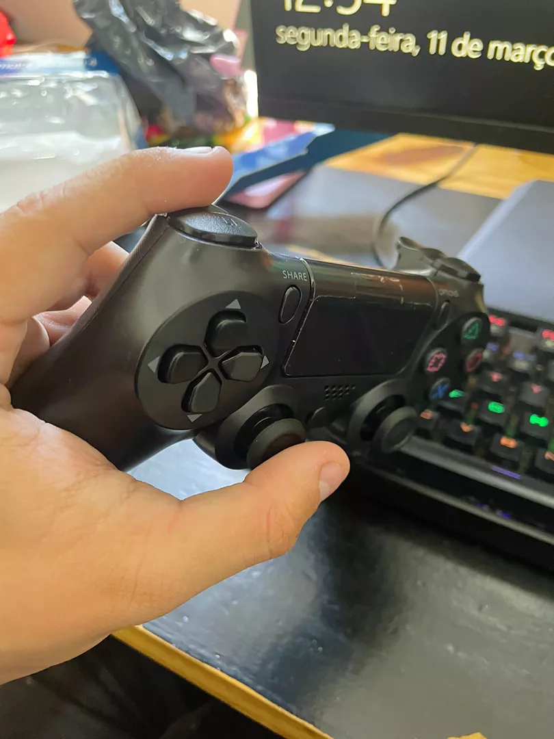 Controle Sem Fio PS4 Compatível Android PC 18 Botões Dual Shock Touchpad IZEGAMER PRO photo review