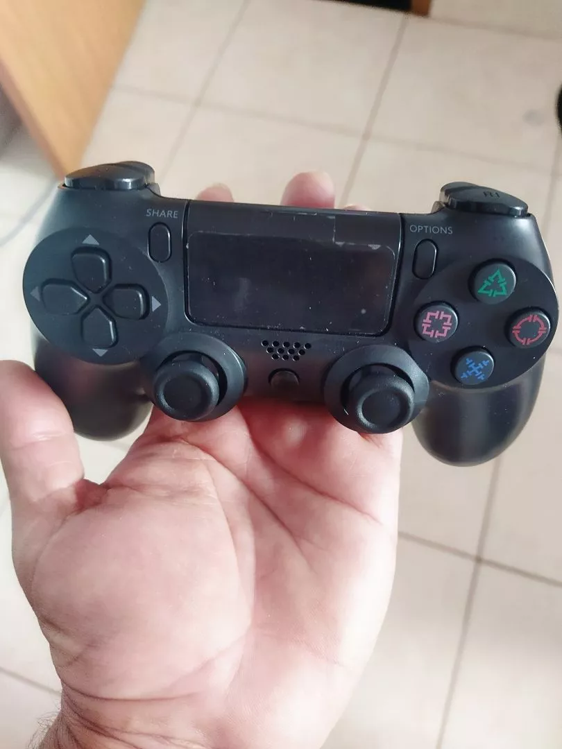 Controle Sem Fio PS4 Compatível Android PC 18 Botões Dual Shock Touchpad IZEGAMER PRO photo review