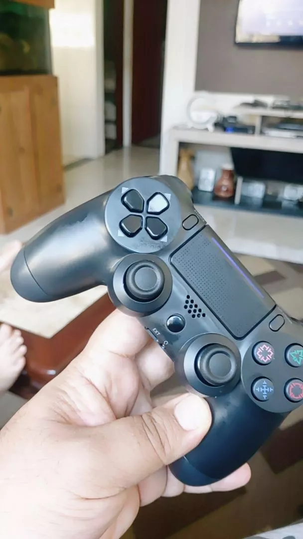 Controle Sem Fio PS4 Compatível Android PC 18 Botões Dual Shock Touchpad IZEGAMER PRO photo review