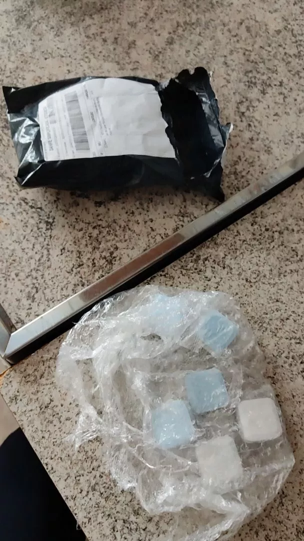 Kit 12 Pastilhas Efervescentes para Limpeza Profunda de Máquinas de Lavar, Esterilização 99%, Fragrância Fresca IZEWASH PURE photo review