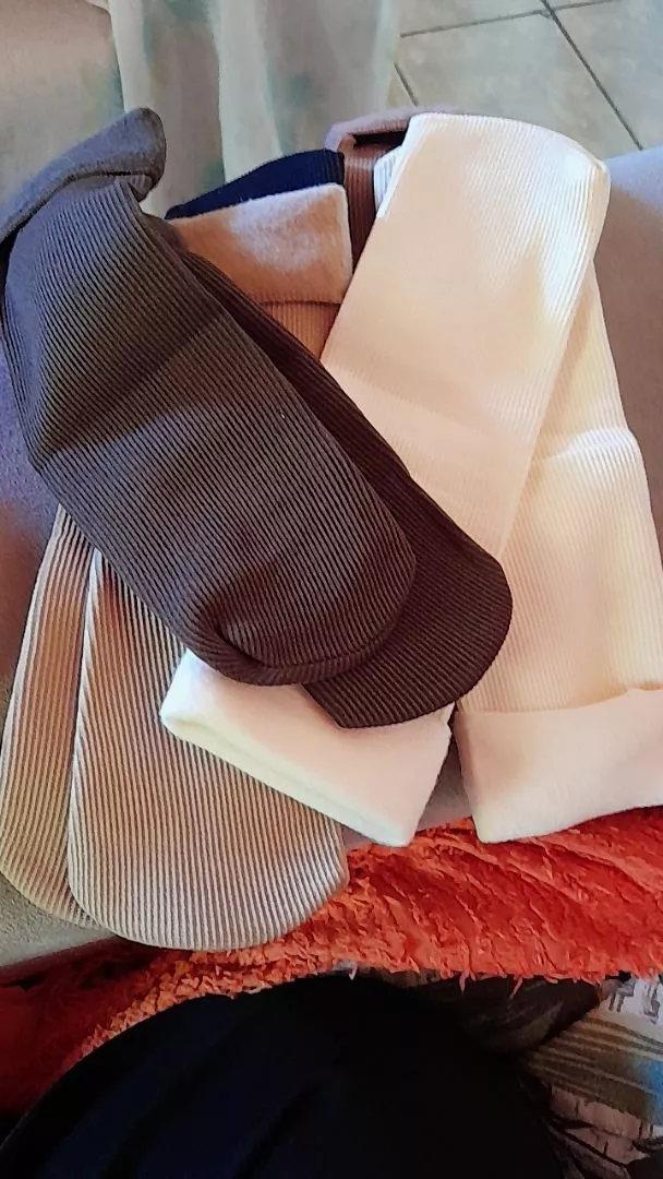 Meias Femininas Térmicas Cano Alto Fleece Preta Inverno Intenso IZEHEAT SHIELD photo review