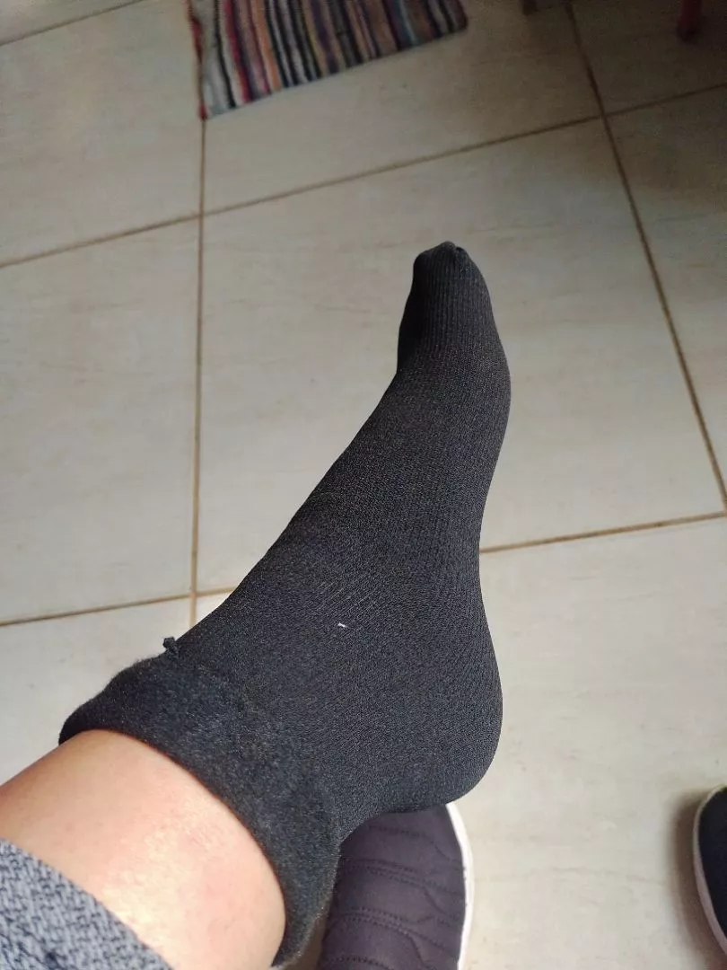 Meias Femininas Térmicas Cano Alto Fleece Preta Inverno Intenso IZEHEAT SHIELD photo review