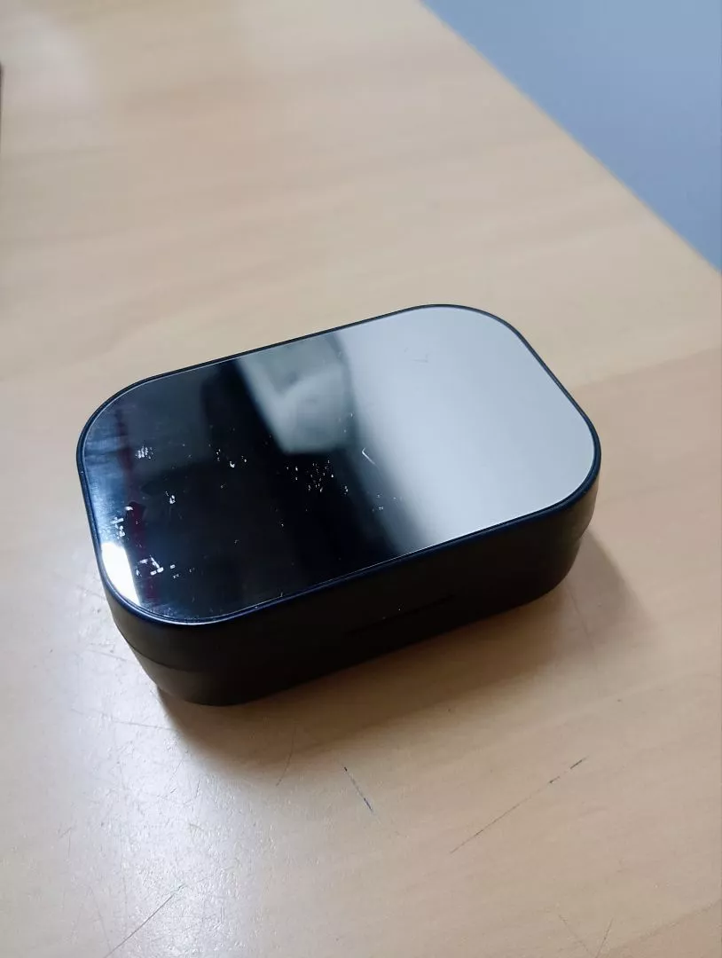 Fone de Ouvido Bluetooth 5.3 Esportivo à Prova D'Água com Cancelamento de Ruído IZEWAVE PRO photo review