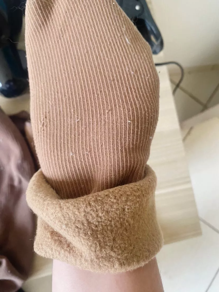 Meias Femininas Térmicas Cano Alto Fleece Preta Inverno Intenso IZEHEAT SHIELD photo review