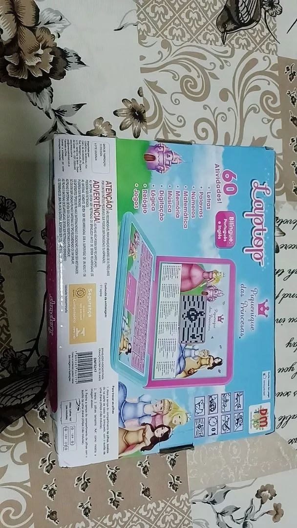 Laptop Infantil Bilíngue 60 Atividades Princesas DM Toys IZELEARN FUN photo review