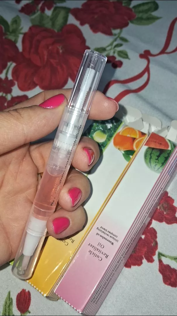 Caneta Óleo Hidratante Cutícula Flores Frutas Pincel Flexível IZECARE BLOOM photo review
