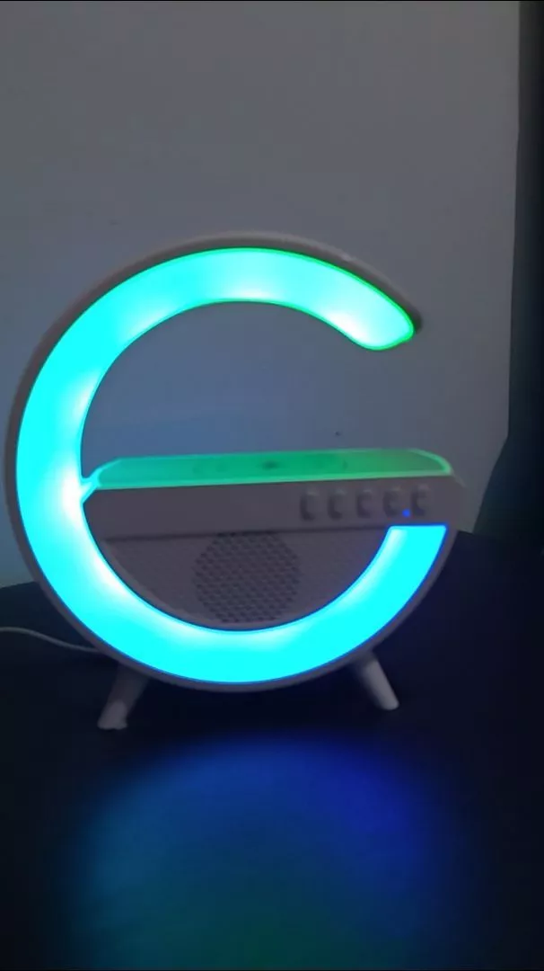Caixa de Som Bluetooth com Luminária LED, Despertador e Carregamento Sem Fio IZEWAKE PRO photo review