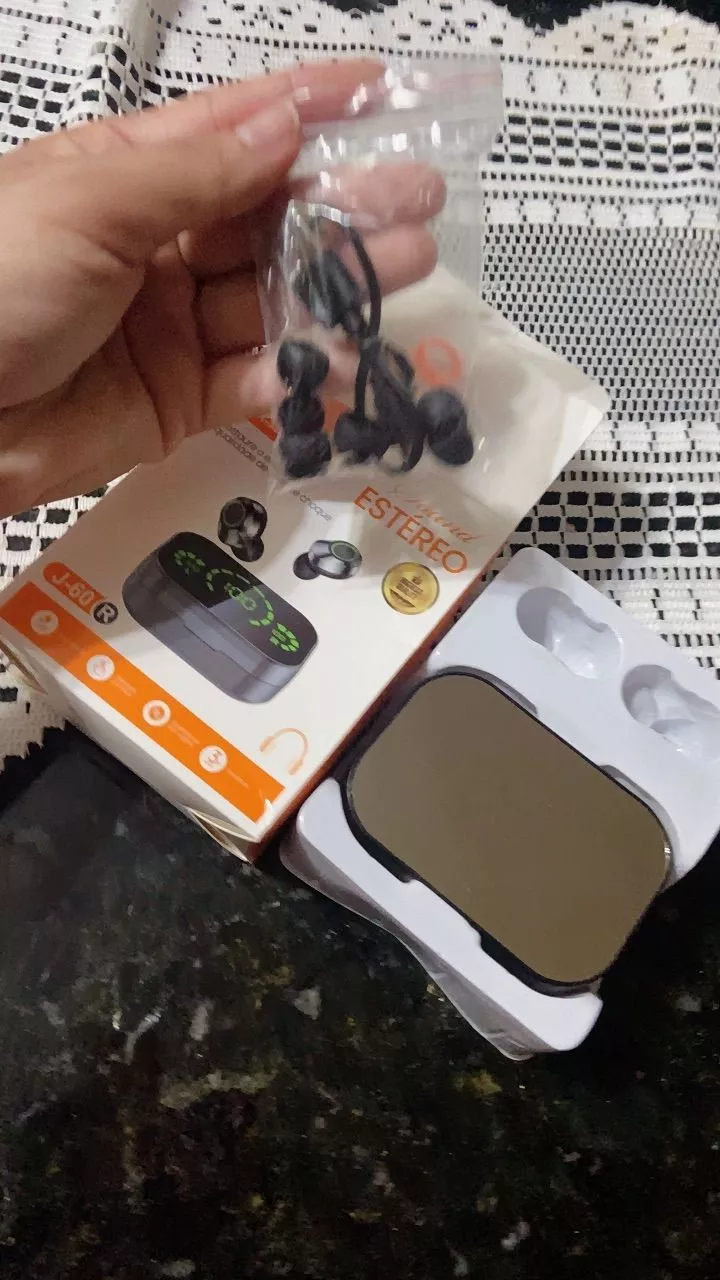 Fone de Ouvido Bluetooth 5.3 Esportivo à Prova D'Água com Cancelamento de Ruído IZEWAVE PRO photo review