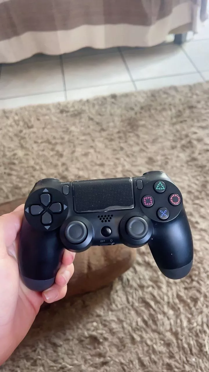 Controle Sem Fio PS4 Compatível Android PC 18 Botões Dual Shock Touchpad IZEGAMER PRO photo review