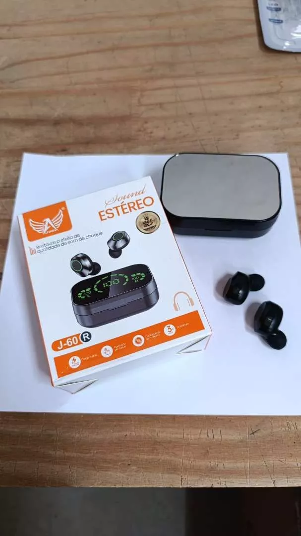 Fone de Ouvido Bluetooth 5.3 Esportivo à Prova D'Água com Cancelamento de Ruído IZEWAVE PRO photo review