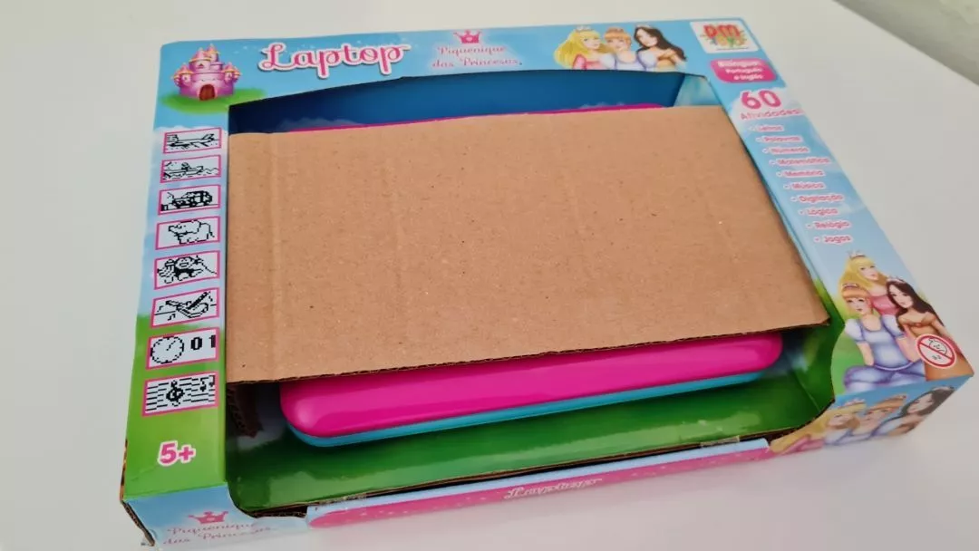 Laptop Infantil Bilíngue 60 Atividades Princesas DM Toys IZELEARN FUN photo review