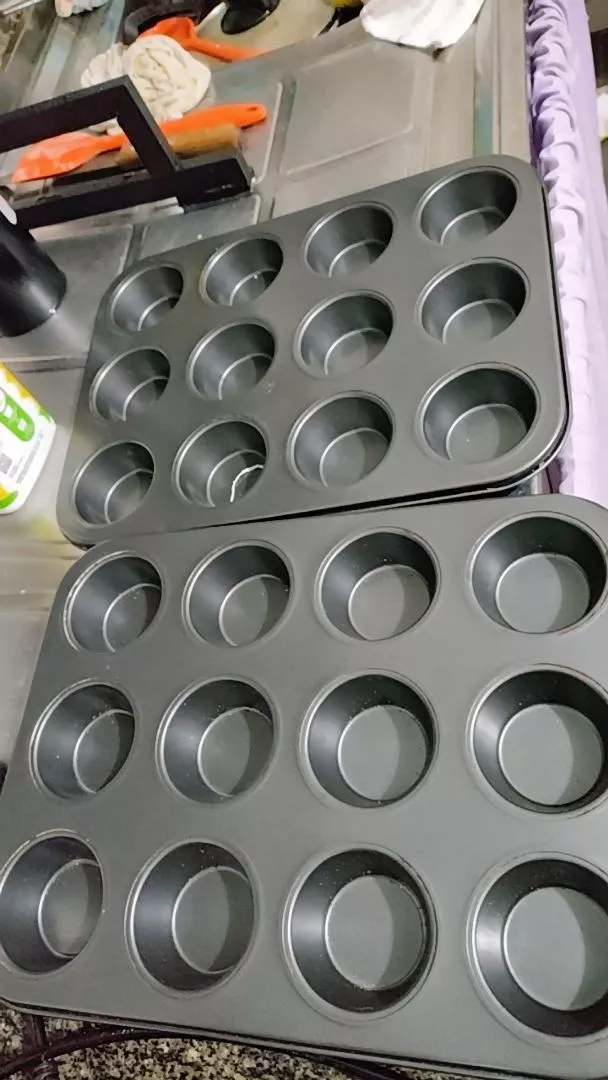 Forma para Cupcake Antiaderente 12 Cavidades Metal 300°C IZEBAKE PRO photo review