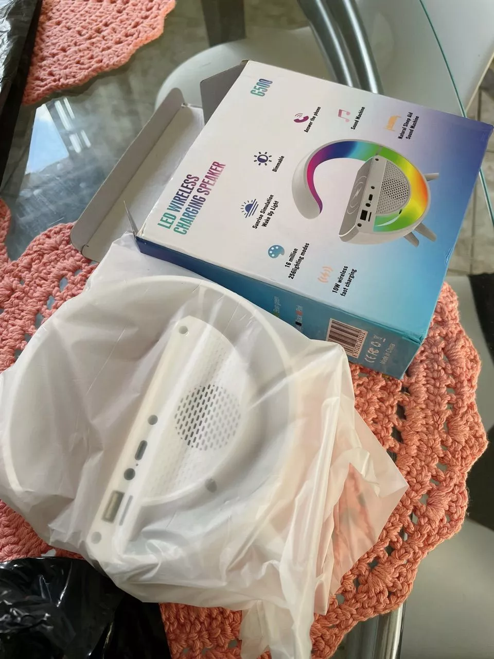Caixa de Som Bluetooth com Luminária LED, Despertador e Carregamento Sem Fio IZEWAKE PRO photo review