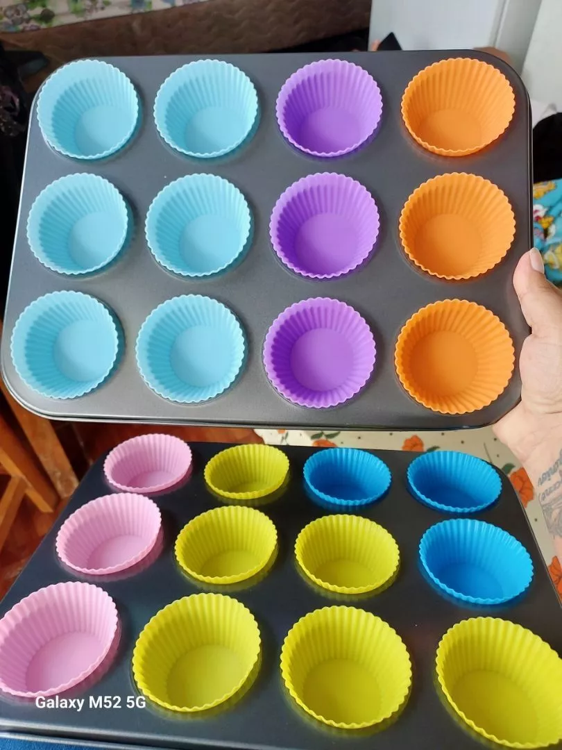 Forma para Cupcake Antiaderente 12 Cavidades Metal 300°C IZEBAKE PRO photo review