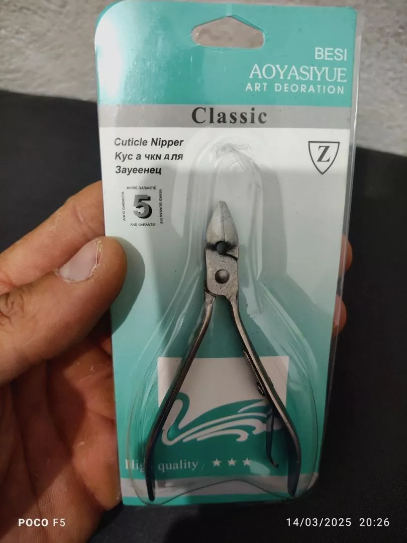 Alicate de Unhas Aço Inox Esterilizável Lâminas Afiadas IZESTEEL PRO photo review
