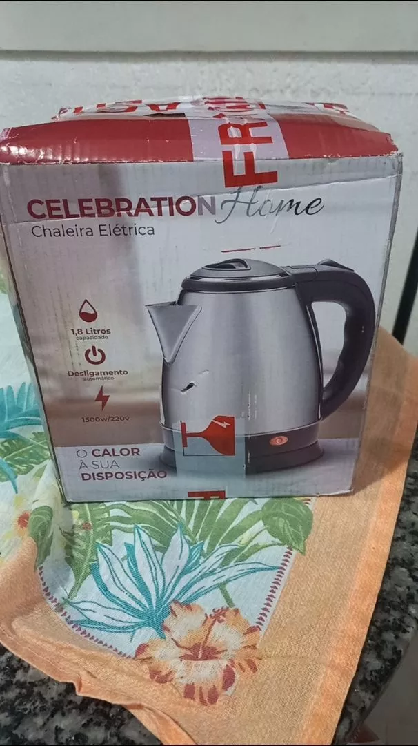 Chaleira Elétrica Inox 2 Litros 220V Base Giratória Segurança IZEFLOW FAST photo review