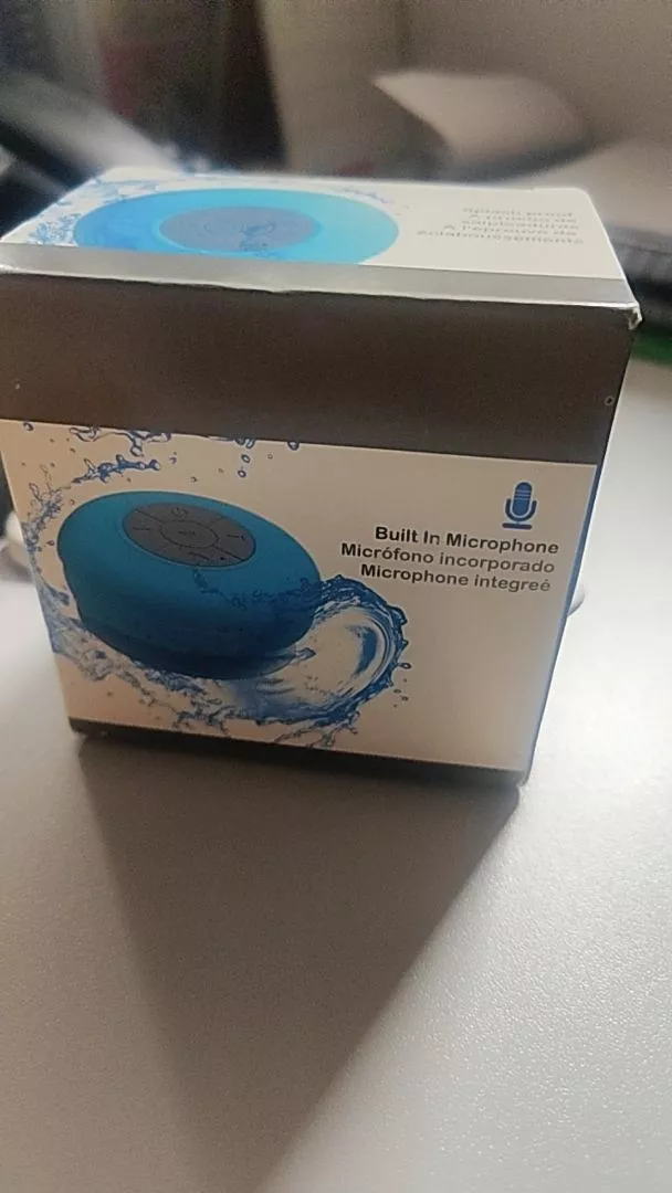 Caixa de Som Bluetooth à Prova d’Água para Banheiro, Ventosa e Microfone Integrado IZEWATER SOUND photo review