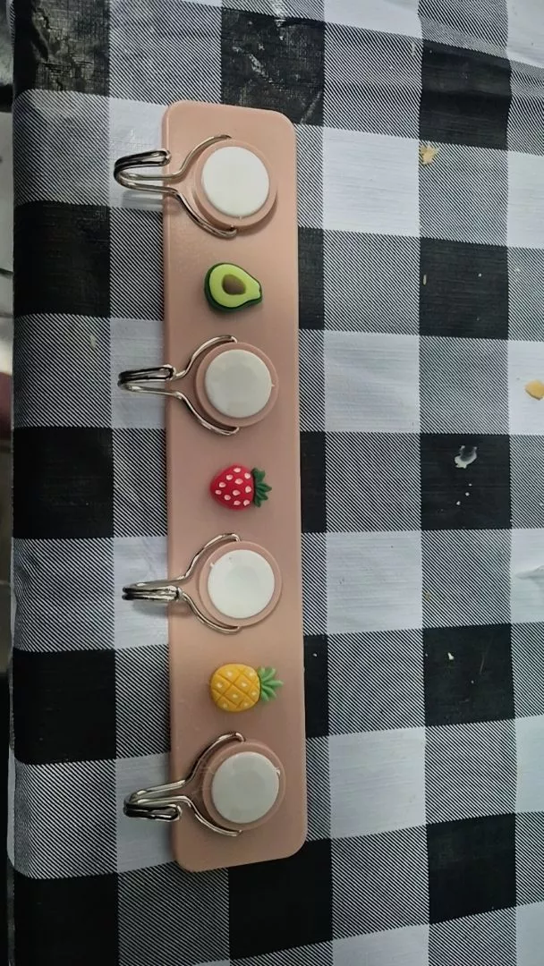 Gancho Adesivo Multiuso Para Toalha e Roupas, Kit com 2 Unidades, Verde 6 Ganchos IZEHOOK FLEX photo review