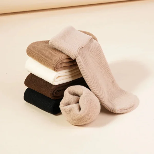 Meias Femininas Térmicas Cano Alto Fleece Preta Inverno Intenso IZEHEAT SHIELD