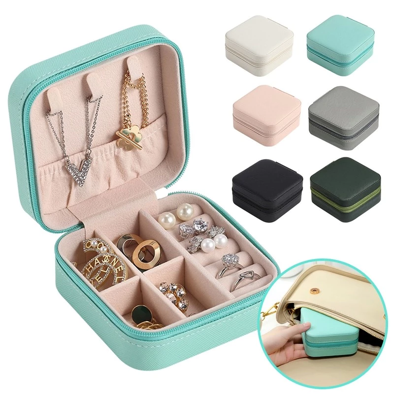 Porta-Jóias Portátil de Veludo com Compartimentos para Anéis, Brincos e Colares IZECHARM TRAVEL