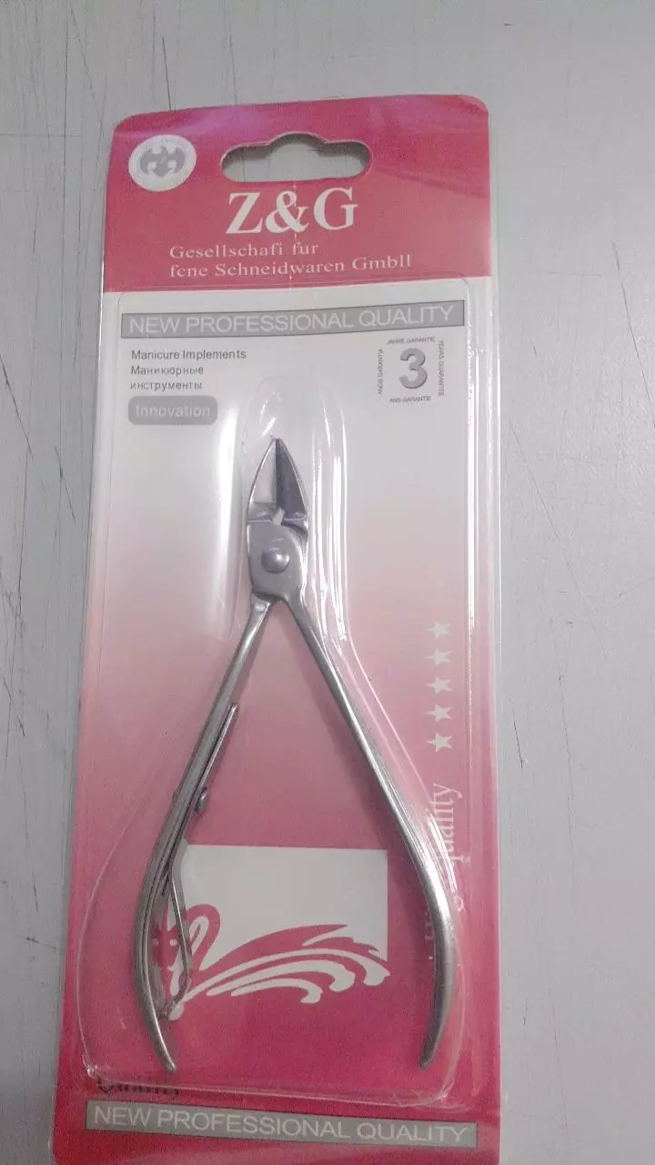 Alicate de Unhas Aço Inox Esterilizável Lâminas Afiadas IZESTEEL PRO photo review