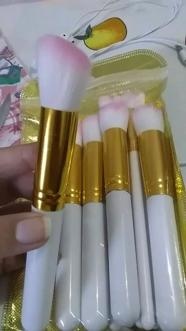 Kit 10 Pincéis Maquiagem Profissional Kabuki Esfumar Contorno IZEBEAUTY EXPERT photo review