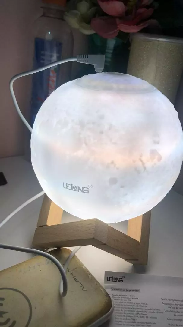 Umidificador de Ar 3D Lua Cheia 880ml Luz LED USB Aroma IZERELAX GLOW photo review