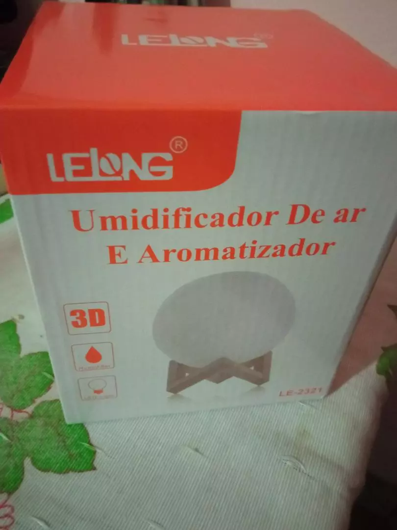 Umidificador de Ar 3D Lua Cheia 880ml Luz LED USB Aroma IZERELAX GLOW photo review