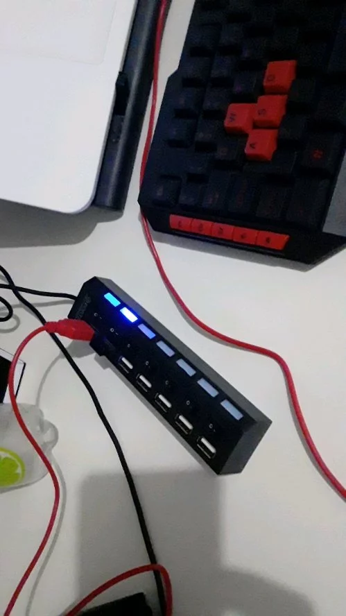Hub USB 2.0 7 Portas LED Alta Velocidade Botão IZEHUB PRO CONNECT photo review