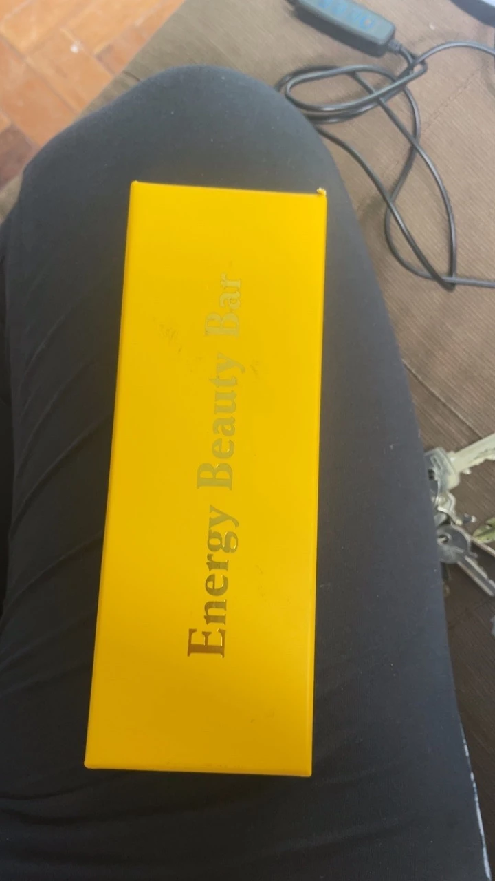 Massageador Facial Vibratório 24k Anti Rugas, Reduz Papada, Estimula Colágeno IZEGOLD LIFT photo review