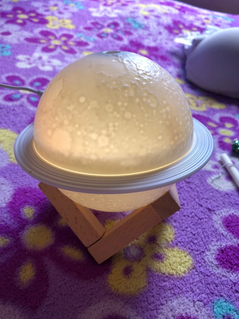Luminária Umidificador Lua 3D Aromaterapia LED Branco Amarelo IZELOFT AIR photo review