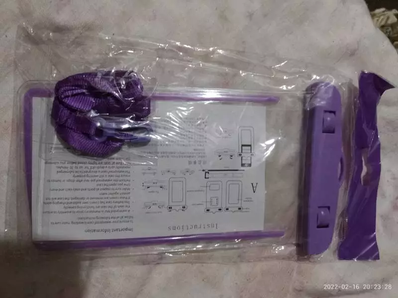Capa Protetora Celular Impermeável Praia Piscina IZEWATER PRO photo review
