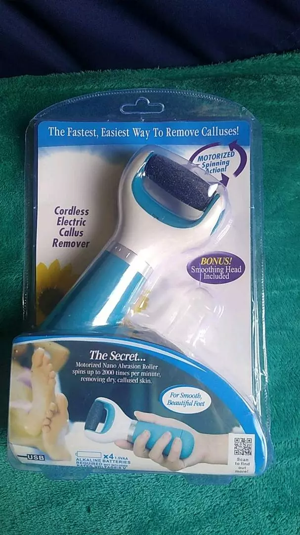 Esfoliador Elétrico de Pés Recarregável USB, Lixa Rotativa, Remoção de Calos com Refil Grátis IZERELAX SOFT photo review