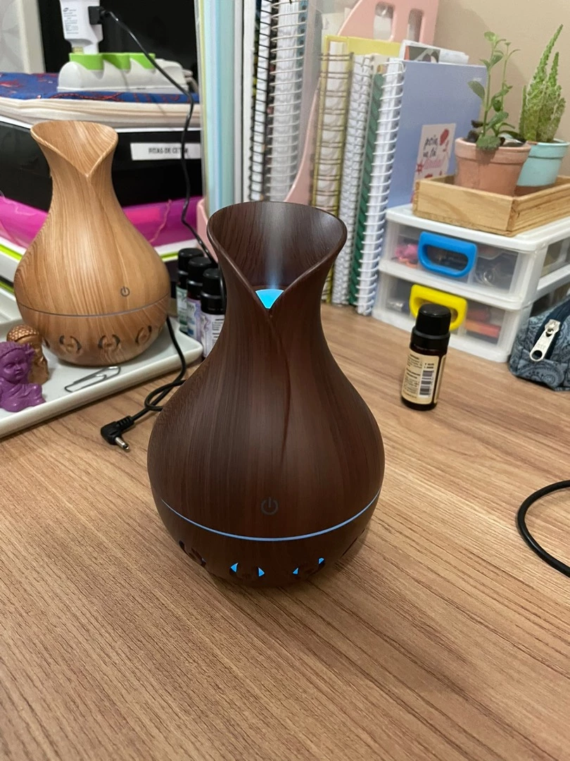 Umidificador Aromatizador Silencioso Madeira LED Recarregável IZEWOOD AIR photo review