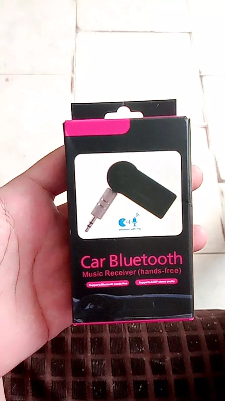 Receptor Bluetooth P2 3.5mm Som Carro Sem Fio Microfone IZEPLAY MAX photo review