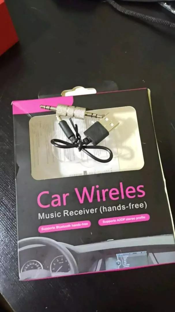 Receptor Bluetooth P2 3.5mm Som Carro Sem Fio Microfone IZEPLAY MAX photo review