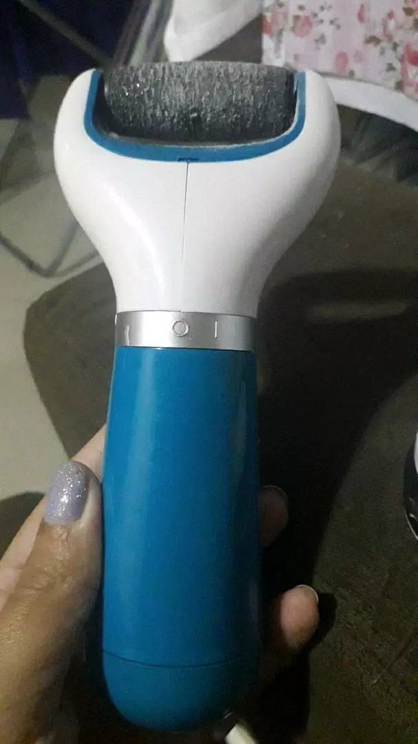 Esfoliador Elétrico de Pés Recarregável USB, Lixa Rotativa, Remoção de Calos com Refil Grátis IZERELAX SOFT photo review