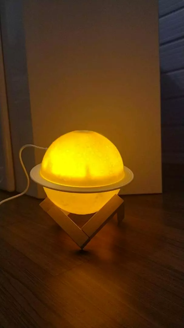 Luminária Umidificador Lua 3D Aromaterapia LED Branco Amarelo IZELOFT AIR photo review
