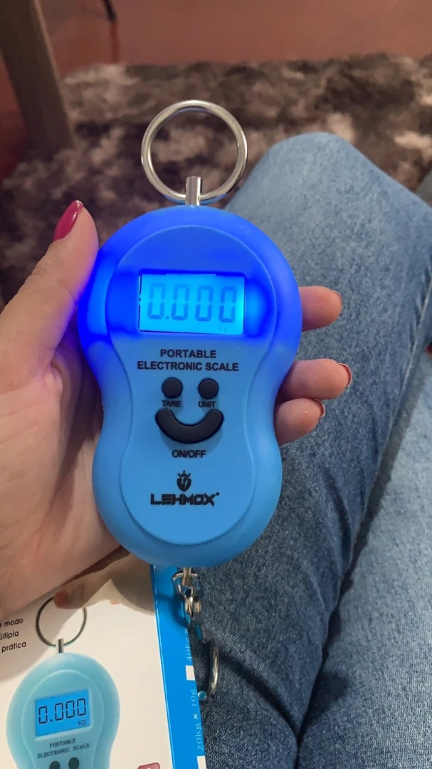 Balança Digital Portátil Gancho 50kg Precisão LCD IZEWEIGHT PRO photo review