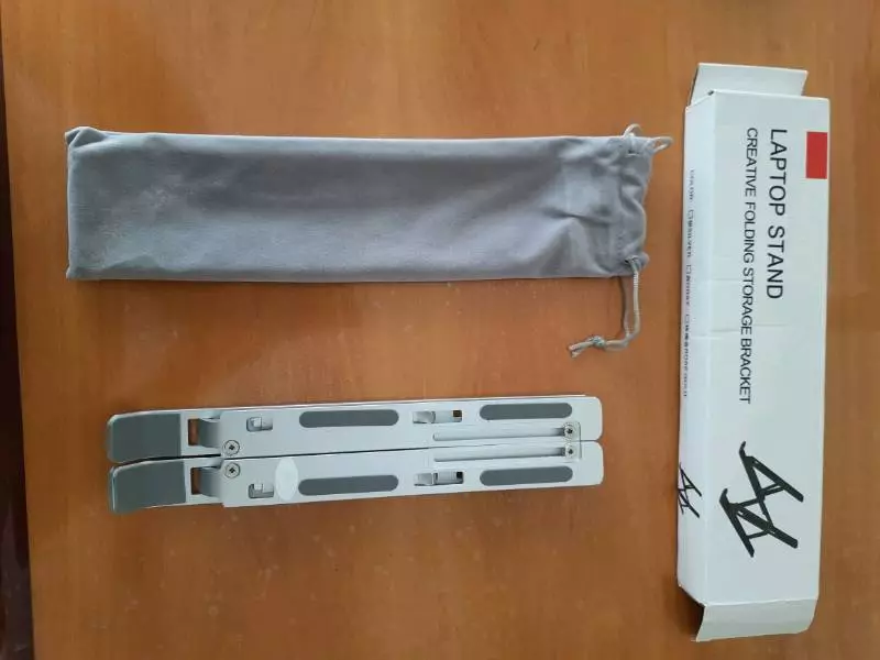 Suporte Dobrável para Laptop e Tablet, Altura Ajustável, Dissipação de Calor IZESTAND PRO photo review