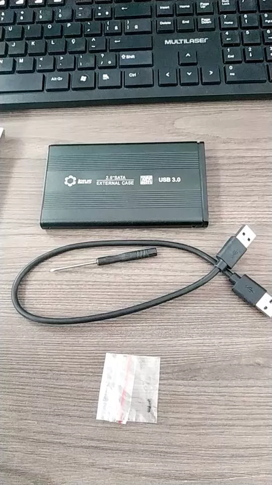 Case Externo HD 2.5 Sata USB 6Gbps Alumínio Plug and Play IZESTORAGE FLEX photo review