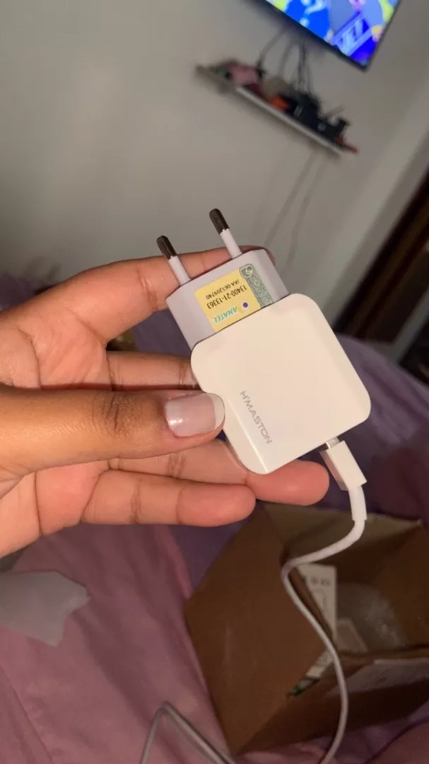 Carregador Turbo Rápido Hmaston 2 USB 3.1A Bivolt IZEFAST PRO photo review