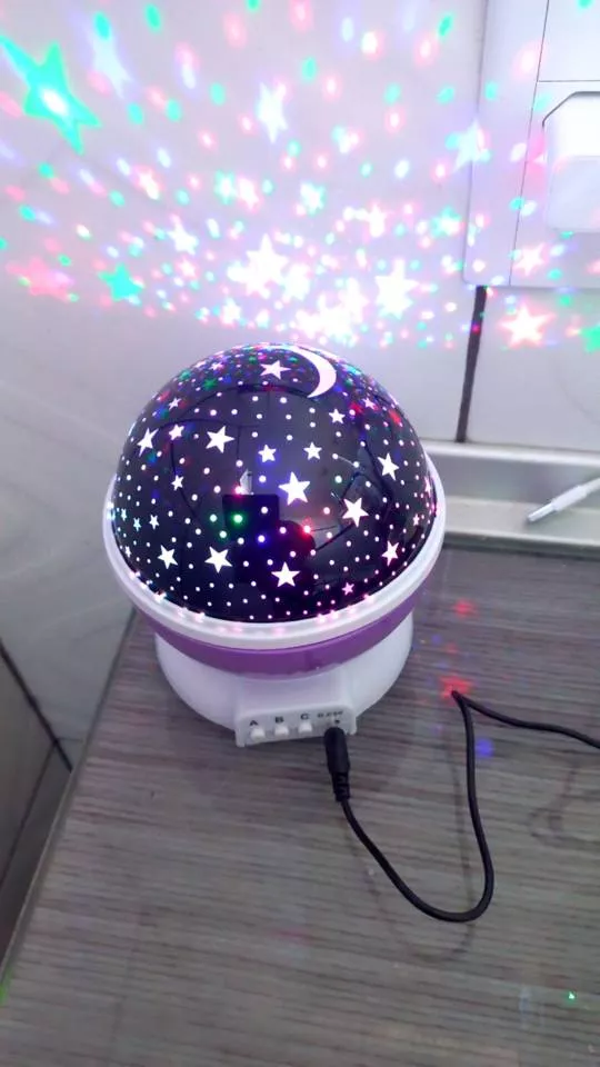 Luminária Projetora Estelar Multicolorida Infantil USB Portátil IZELOOM MAGIC photo review