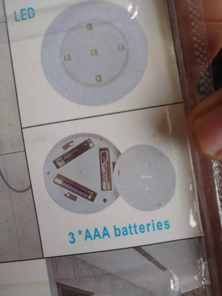 Kit 3 Lâmpadas LED Spot Sem Fio Controle Remoto 150 Lumens IZEULTRA BRIGHT photo review