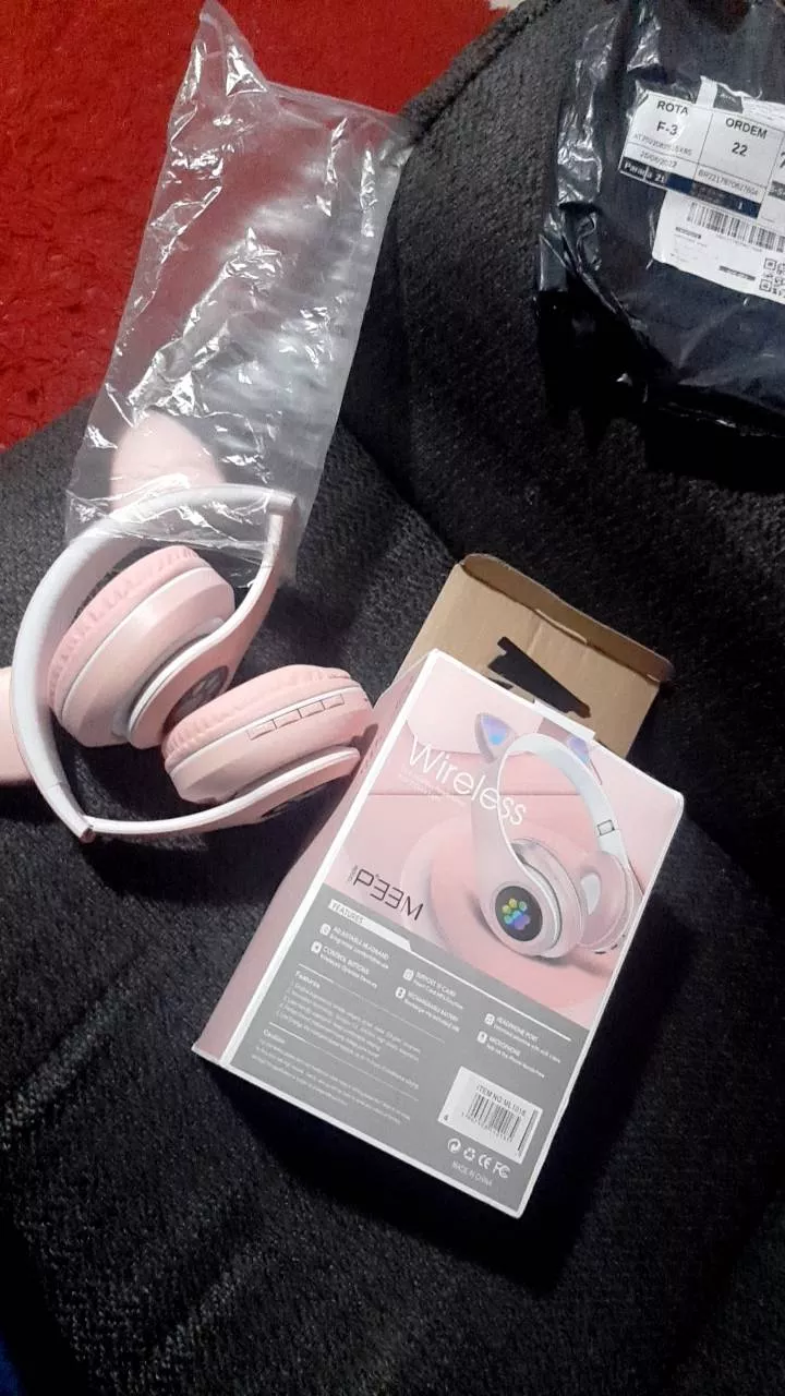 Headphone Bluetooth Orelha de Gato LED RGB Dobrável Microfone IZEPLAY FUN photo review