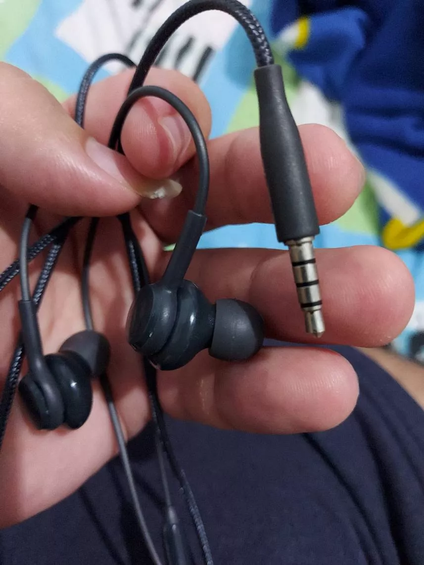 Fone de Ouvido Intra Auricular P2 com Microfone, Compatível Android, Som Limpo IZECLARITY FIT photo review